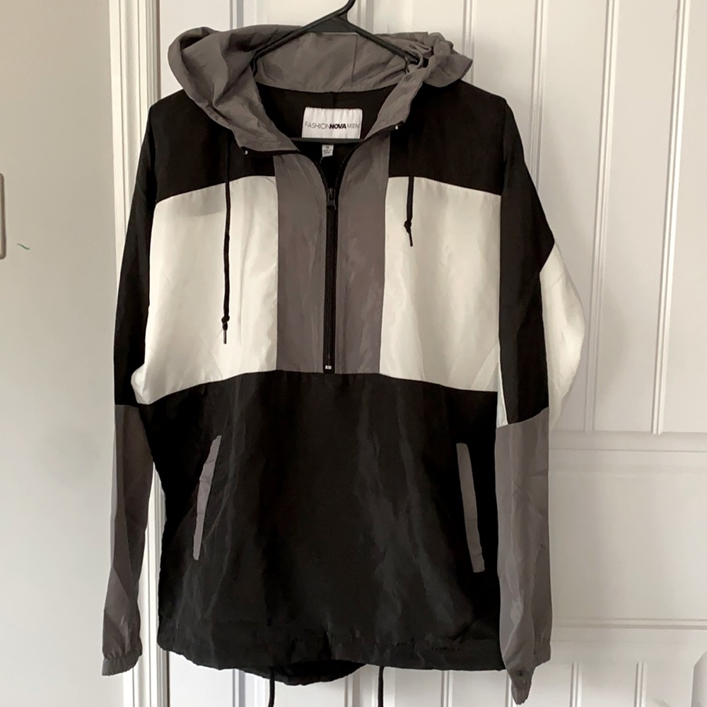 FashionNova, Men’s Small Wind Breaker. NWT.